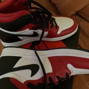 Jordan 1 authentic